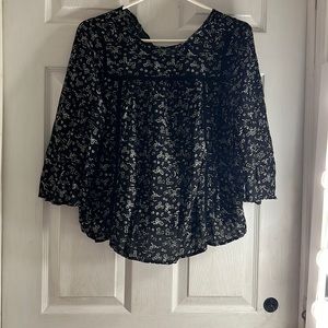 Black and White blouse ✨